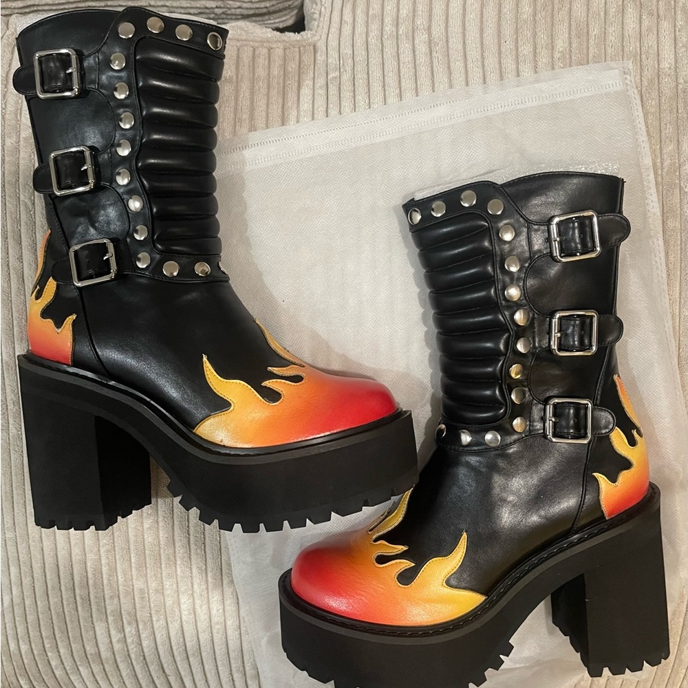🔥🔥🔥 Current Mood Hellfire Platform Moto Boots!!